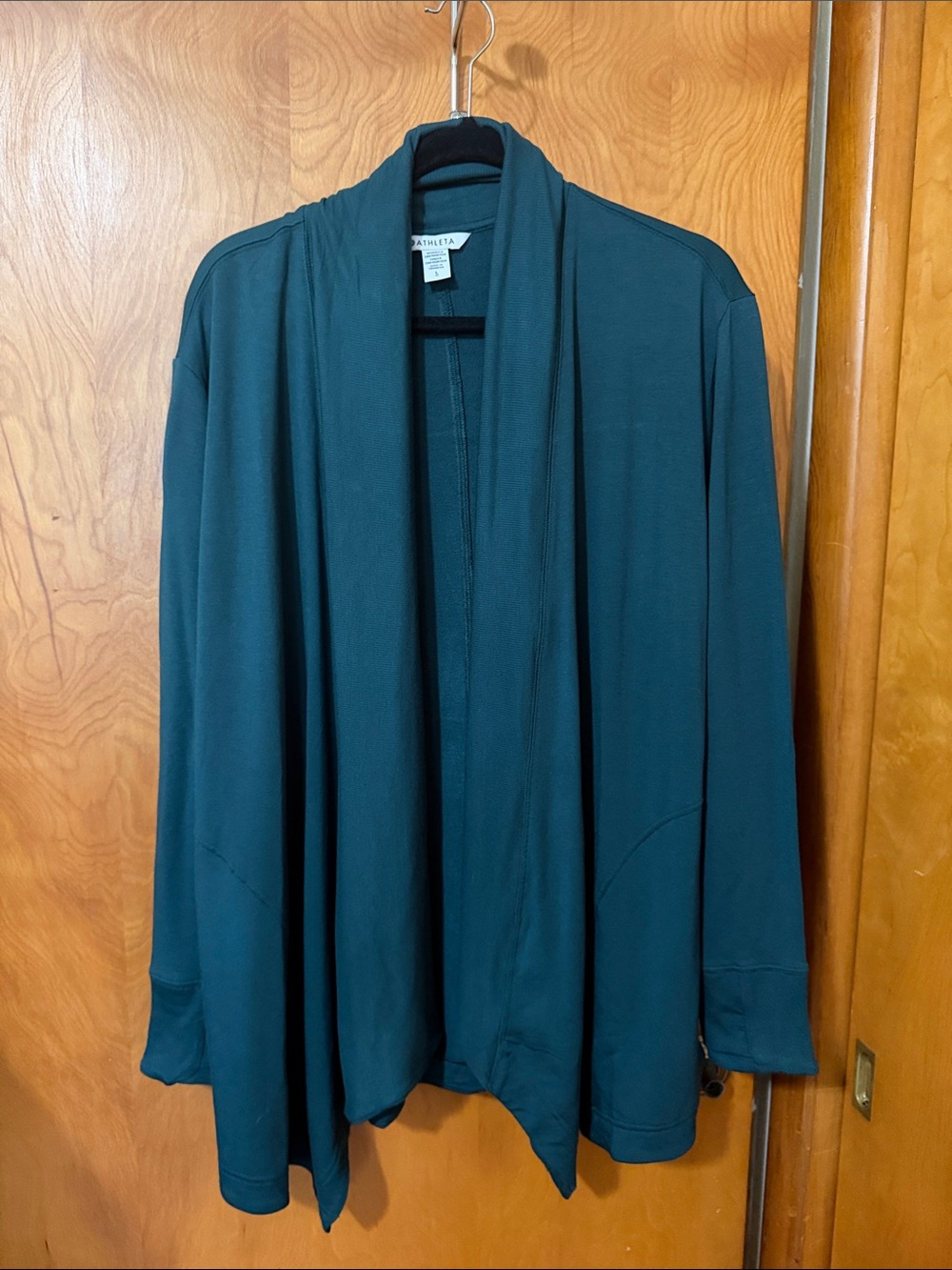 Athleta emerald green pranayama restore wrap nwt size large
